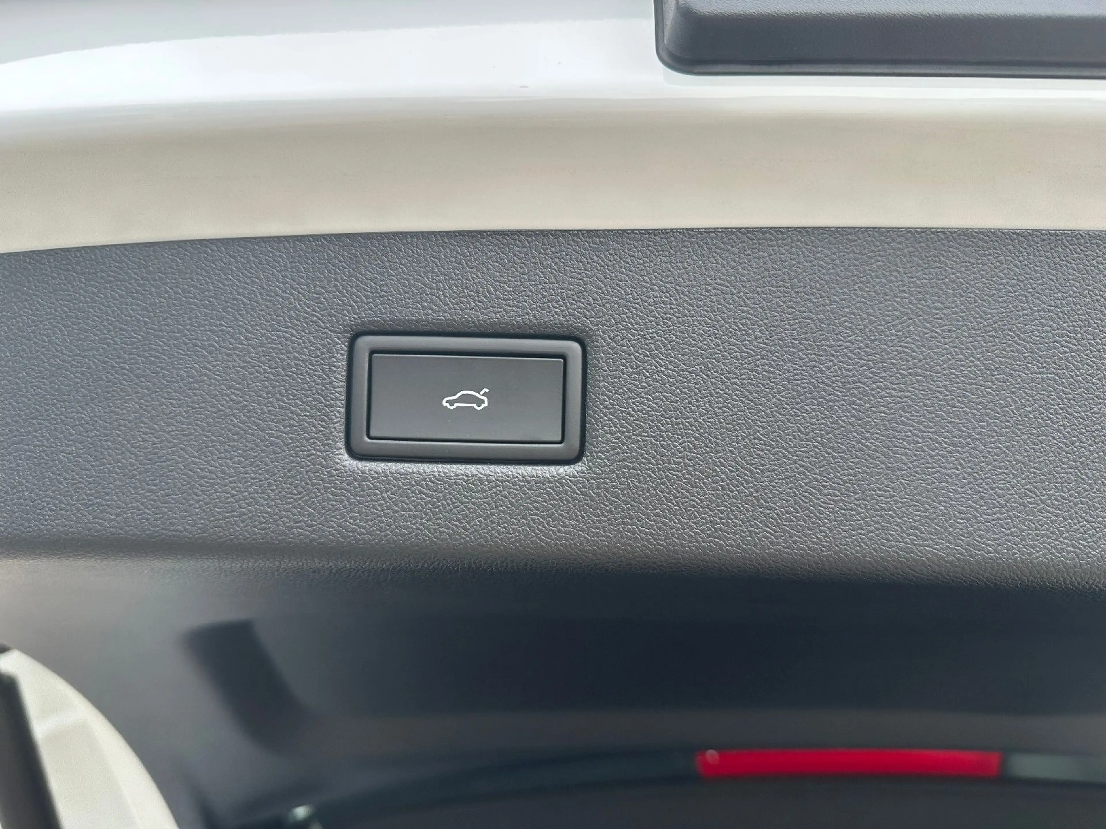 Ford Explorer Premium AWD Wärmepumpe PANO — photo 7