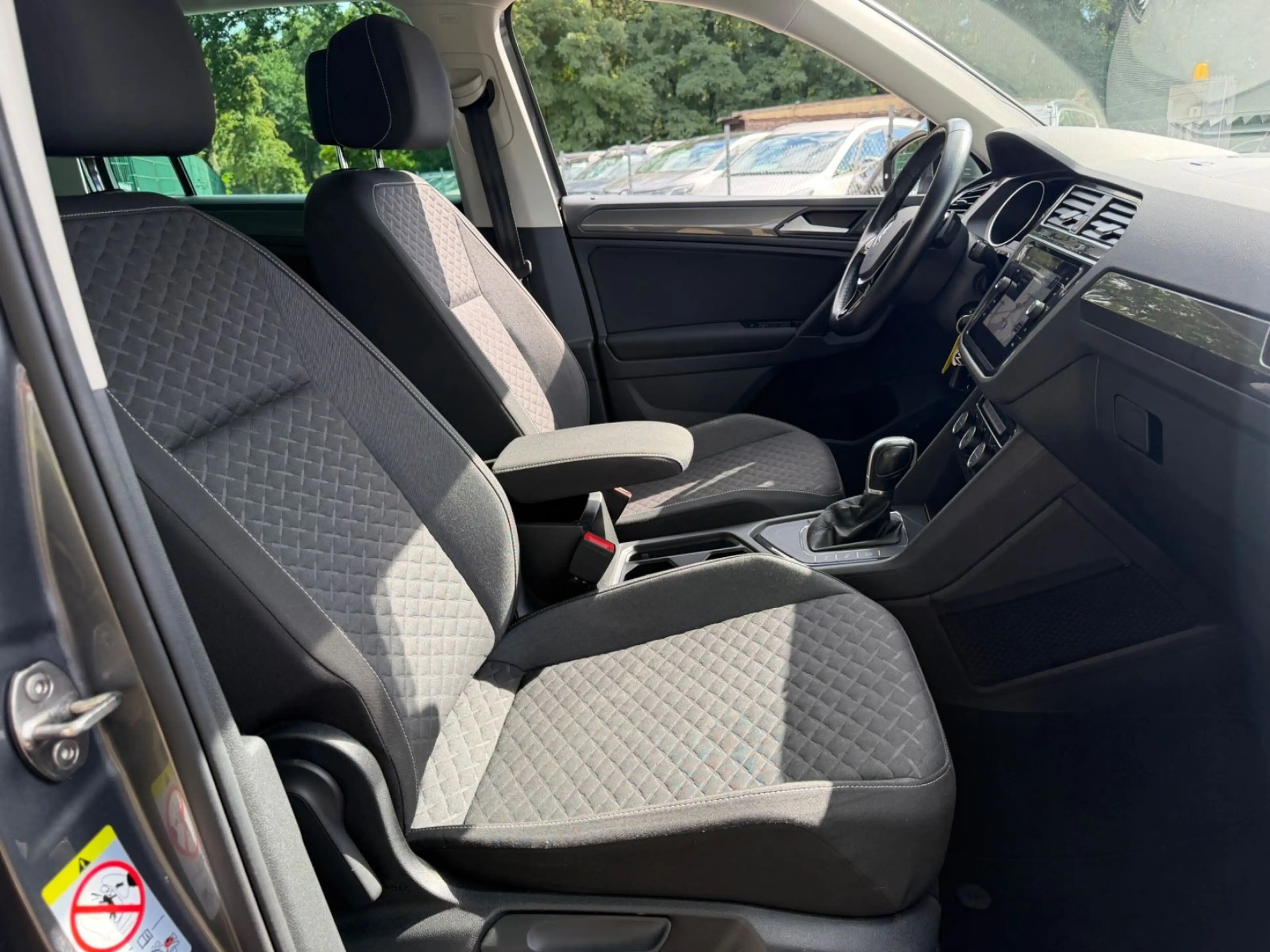 Volkswagen Tiguan Join 2.0 TDI 150 PS*AUTOMATIK*KAMERA* — photo 12