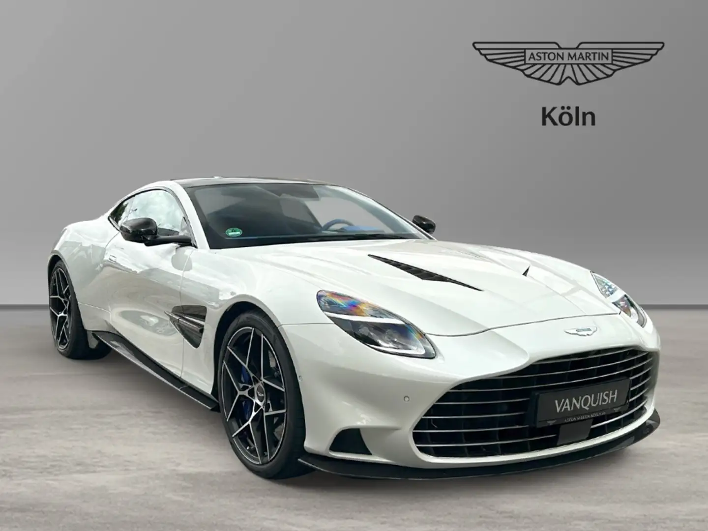 Aston Martin Vanquish V12 Coupe Neutron White Cote dAzur Blue Fehér - 1