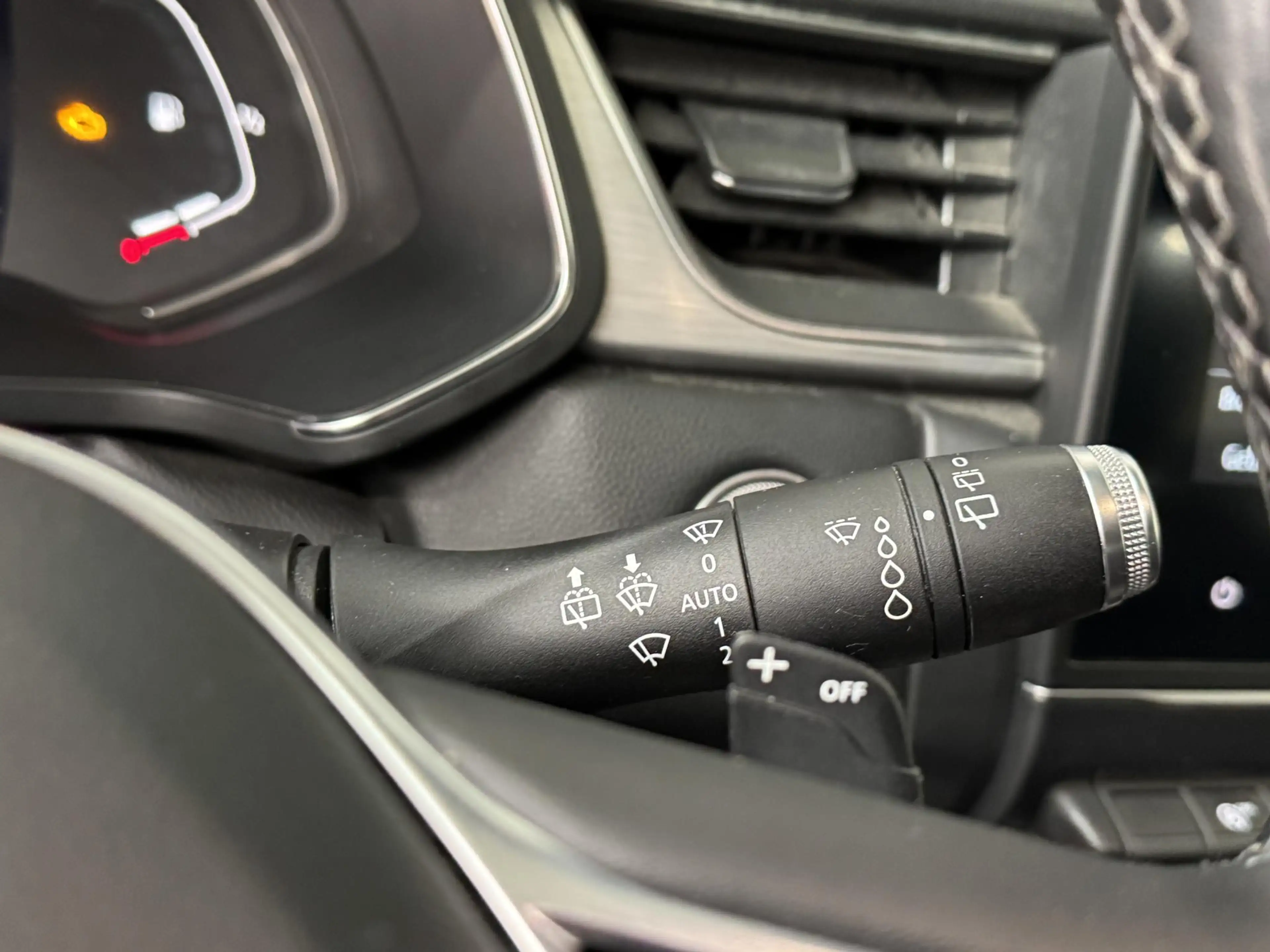 Renault Captur 1.3 TCe 140 Intens | Automaat | Trekhaak | All-sea — photo 25