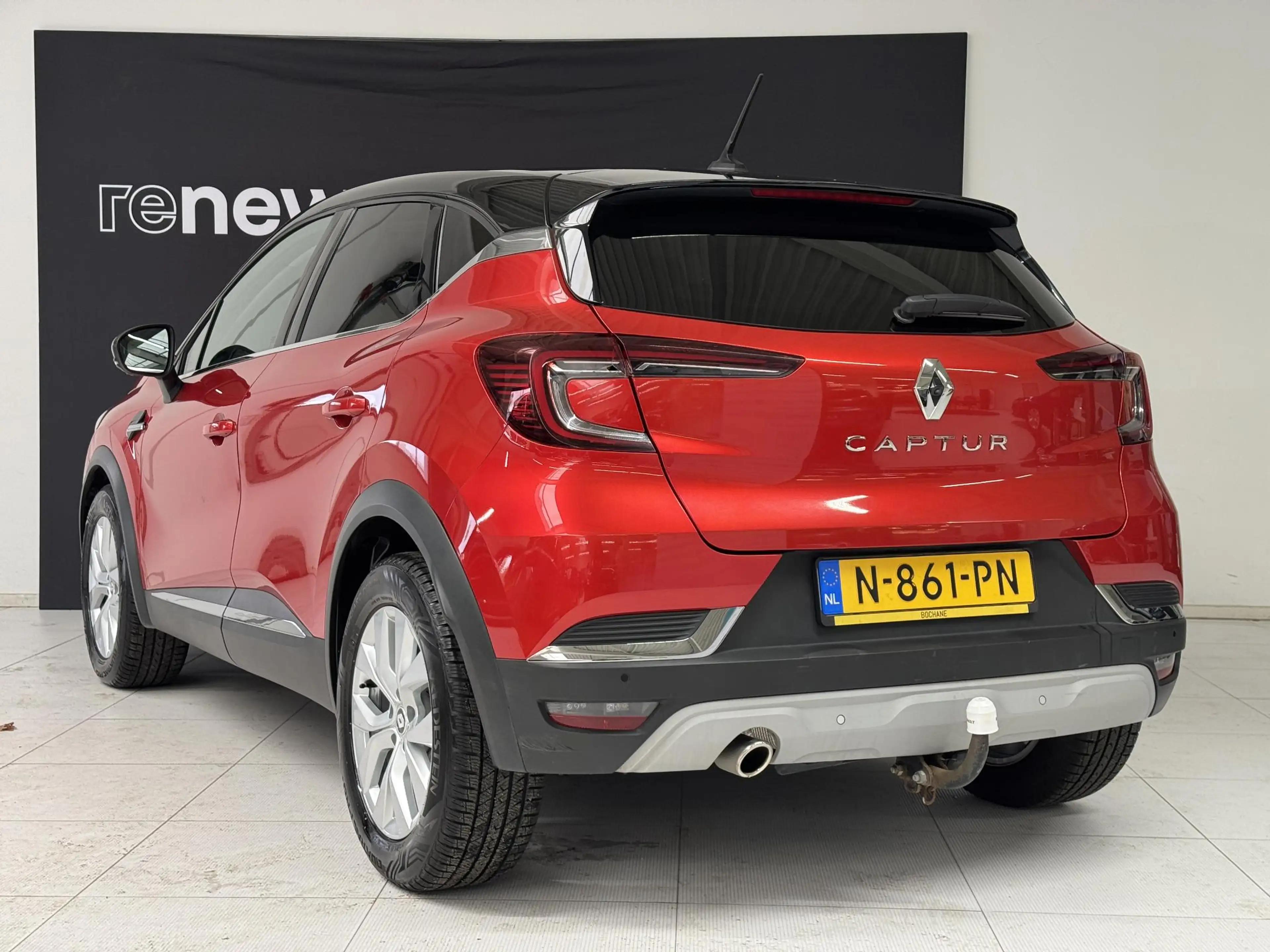 Renault Captur 1.3 TCe 140 Intens | Automaat | Trekhaak | All-sea — photo 6