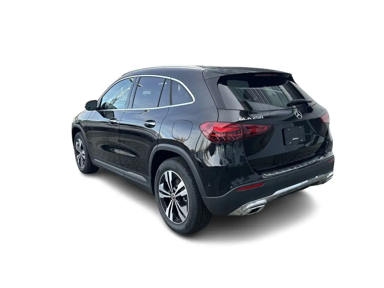 Mercedes-Benz GLA снимка Mercedes-Benz GLA