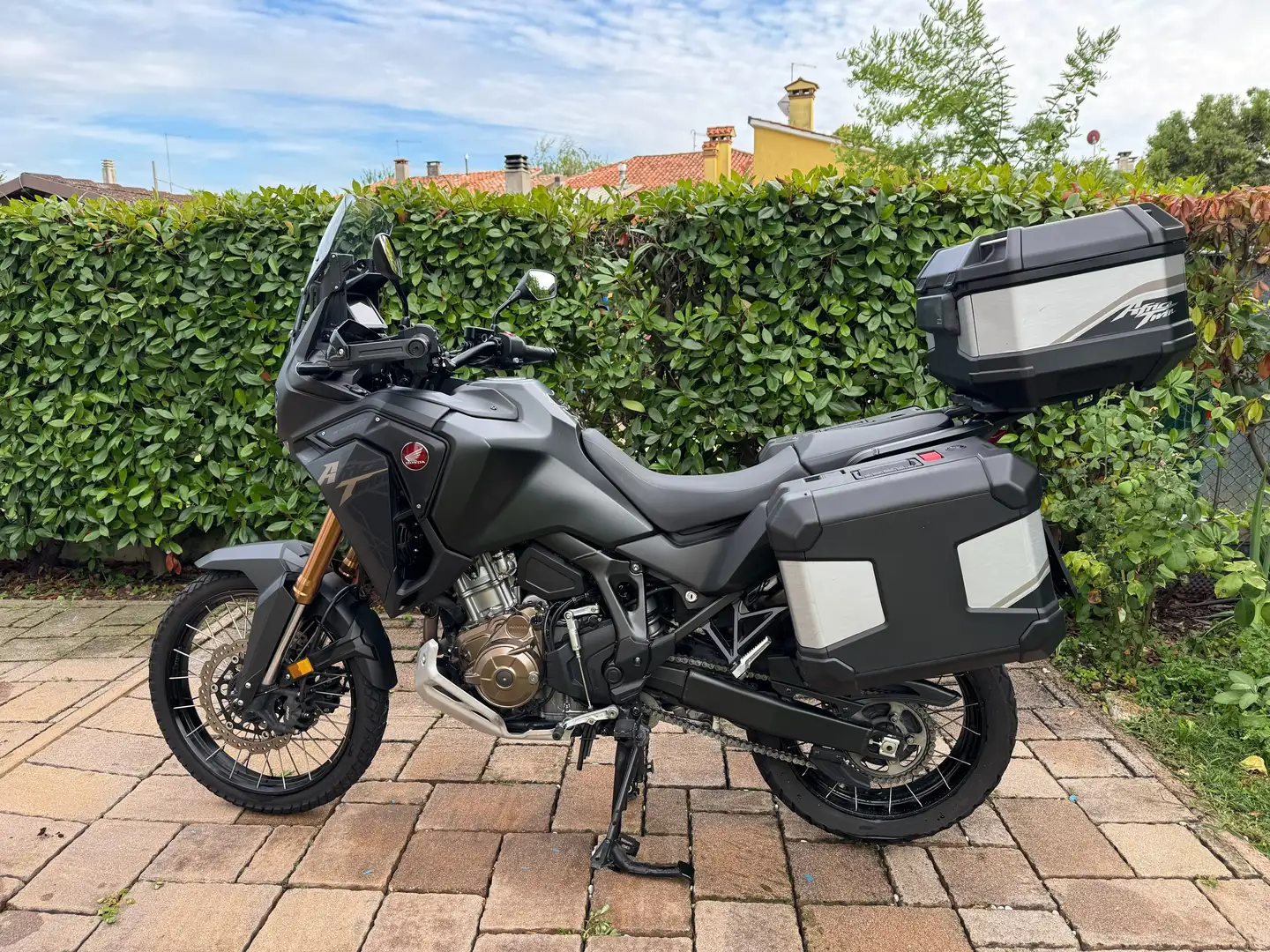 Honda CRF 1100 AFRICA TWIN ADVENTURE SPORT Fekete - 2