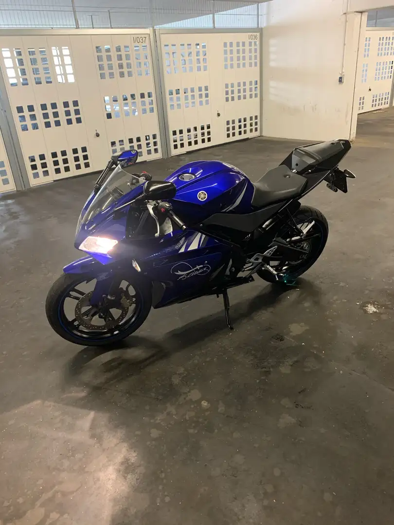 Yamaha YZF-R125 Blau - 2
