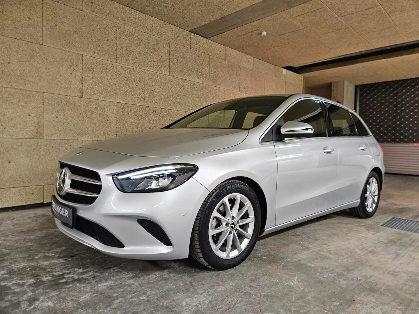 Mercedes-Benz B 180 B180 Progressive Line 1,3i Automatik  #1.Besitz Silber - 1