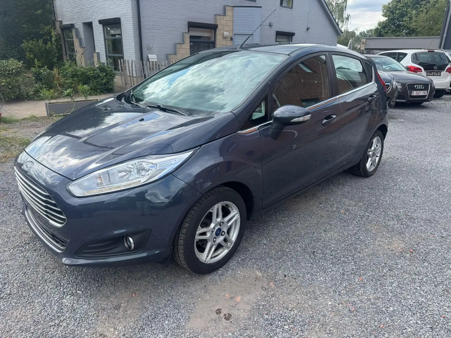 Ford Fiesta 1.0 Benzine,Airco,Sensoren,Cruise control,… Grigio - 1
