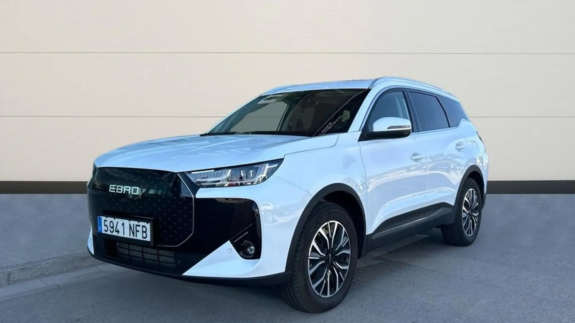 Ebro s700 1.5 TGDI PHEV LUXURY E-CVT 279 5P Weiß - 2