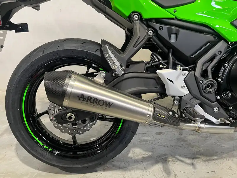 Kawasaki Ninja 650 - foto 4