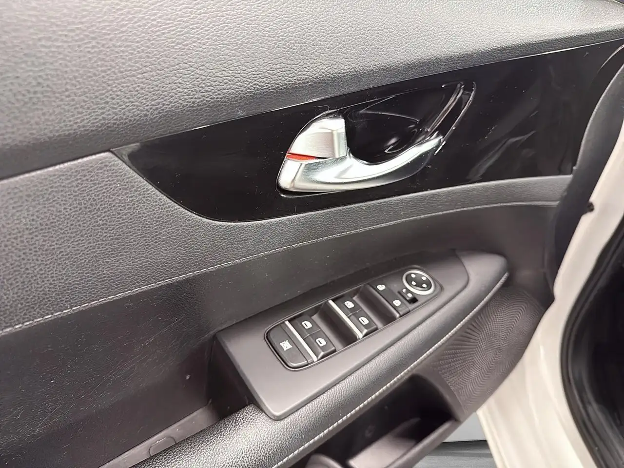 Kia Forte снимка Kia Forte