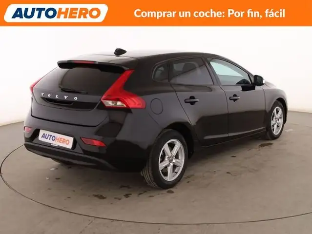 Volvo V40 view 6