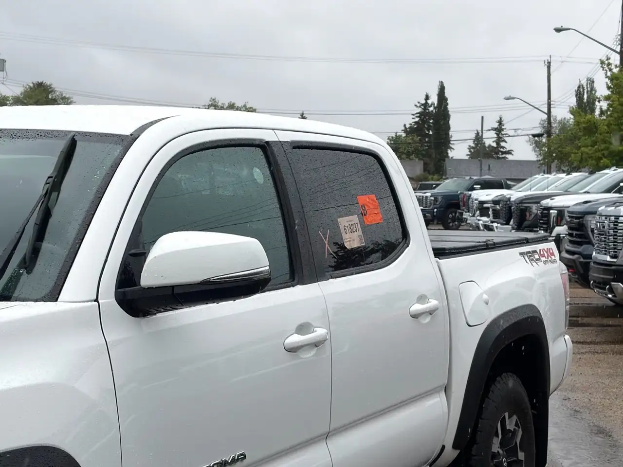 Toyota Tacoma снимка Toyota Tacoma
