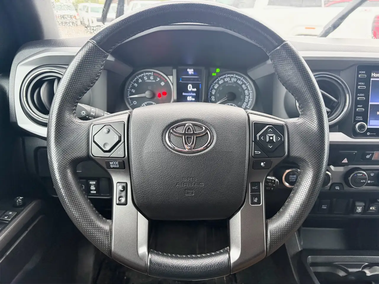 Toyota Tacoma снимка Toyota Tacoma
