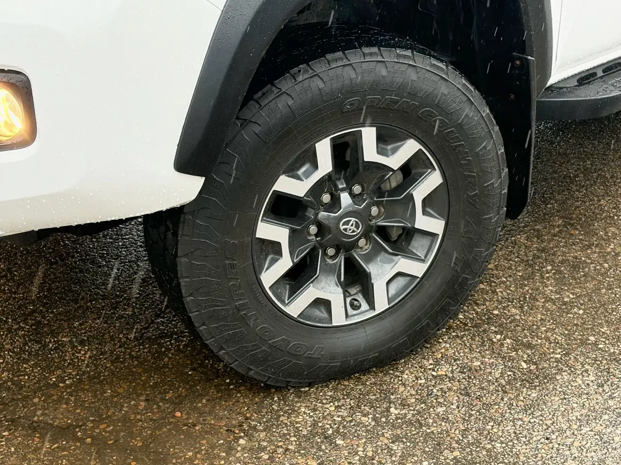 Toyota Tacoma снимка Toyota Tacoma