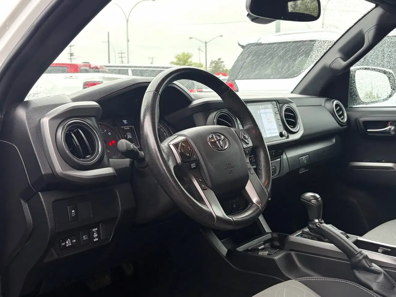 Toyota Tacoma снимка Toyota Tacoma