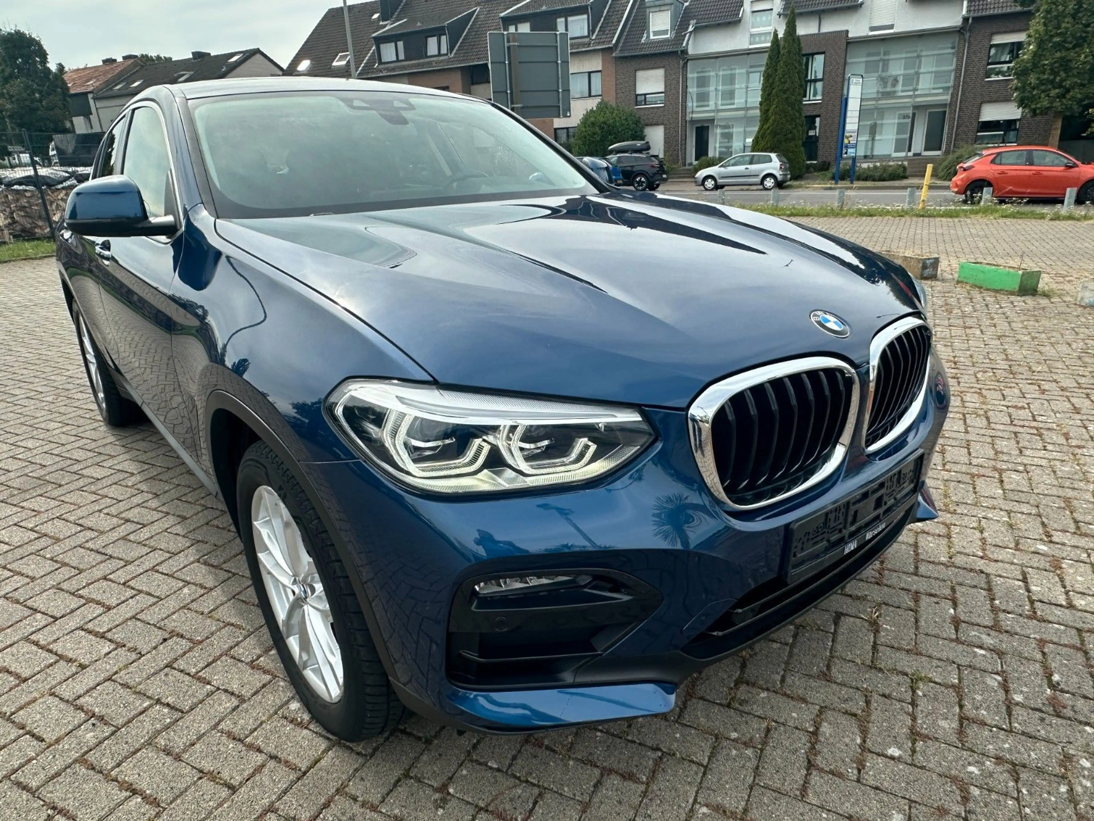 BMW X4 xDrive 20 d XDrive +Panorma?