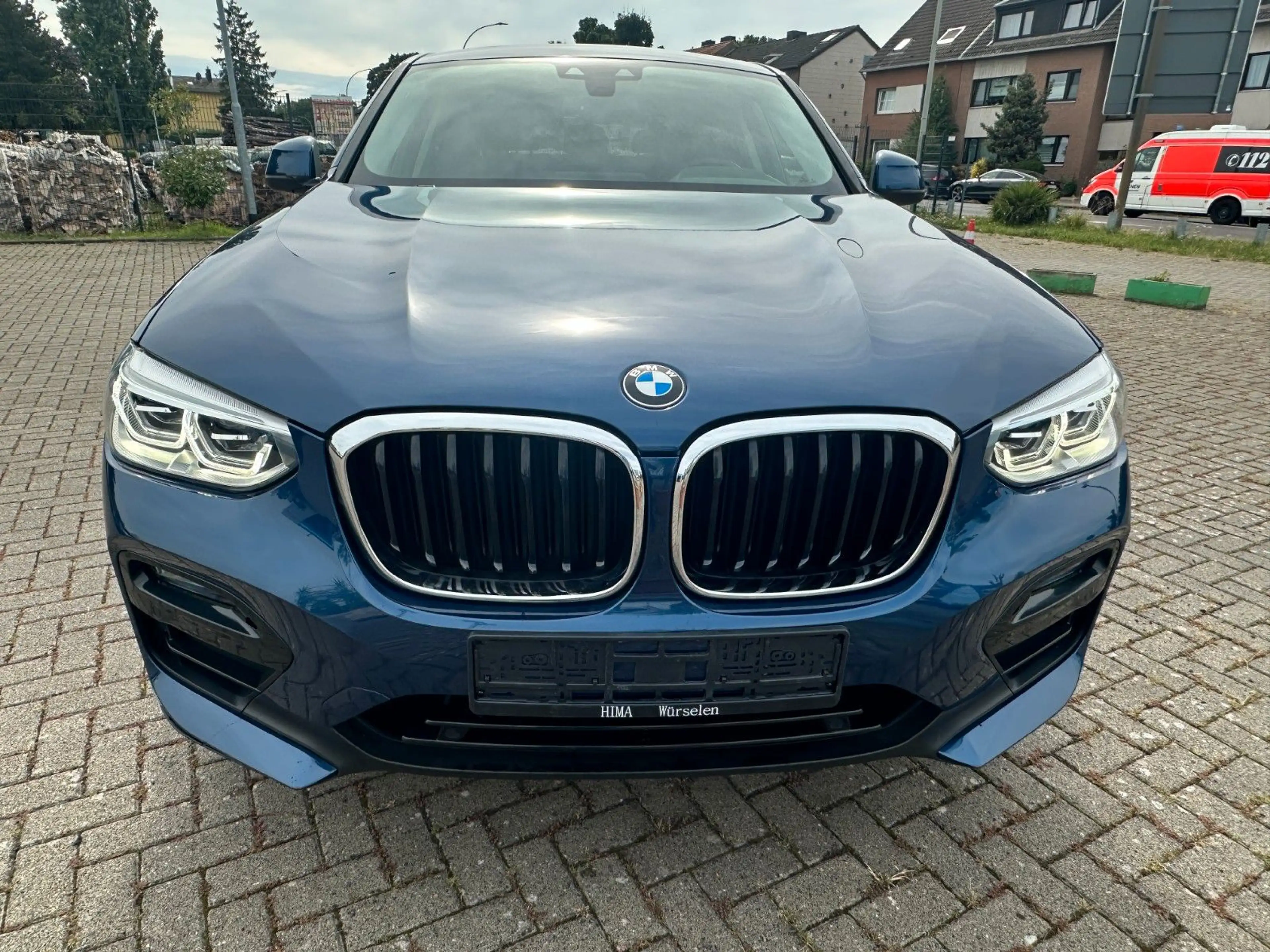 BMW X4 xDrive 20 d XDrive +Panorma? — photo 2