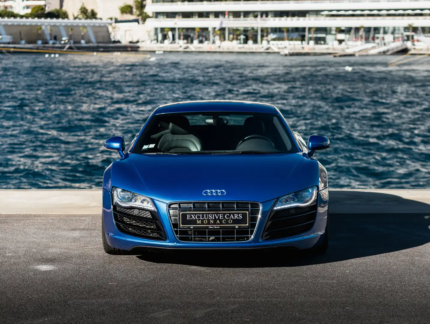 Audi R8 V10 5.2 FSI 525 Quattro R-Tronic Niebieski - 2