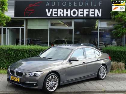 BMW 330 3-serie 330e LUXURY - M-PAKKET - STOEL VERW - LANE