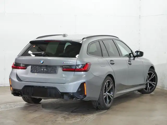 BMW M view 8