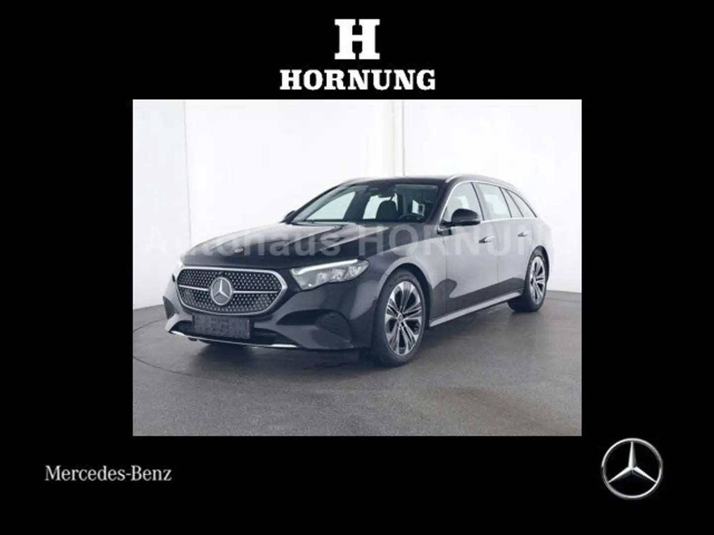 Mercedes-Benz E 220 E 220 T d 4M AVANTG PANOSD DISTR AHK KEYGO LKHZG Černá - 1