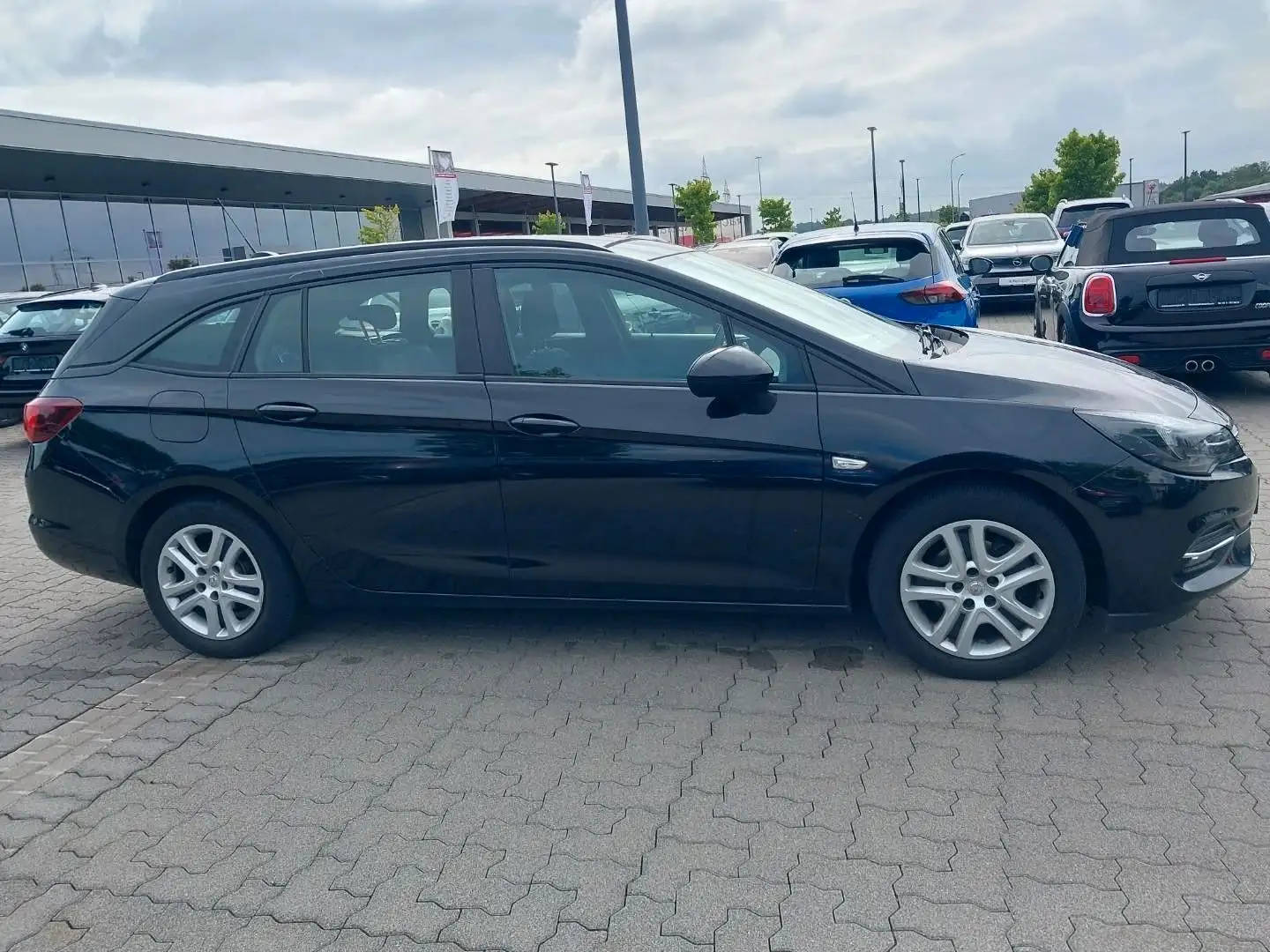 Opel Astra K Sports Tourer 1.5D Edition LED Kamera Noir - 2