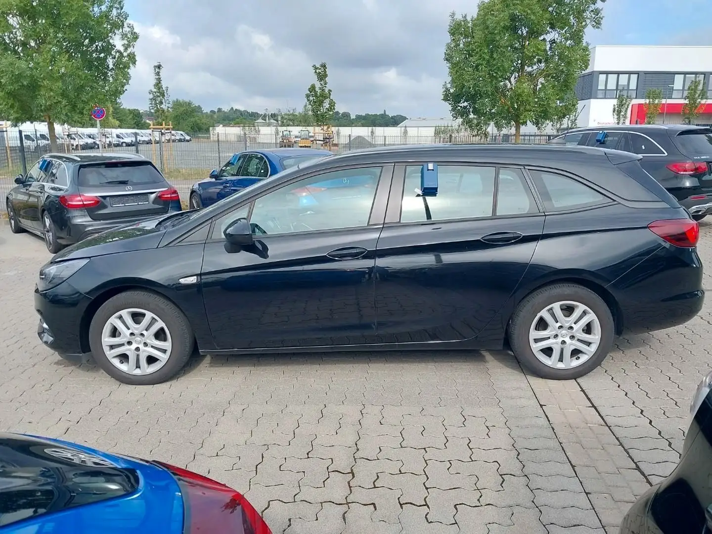 Opel Astra K Sports Tourer 1.5D Edition LED Kamera Noir - 1