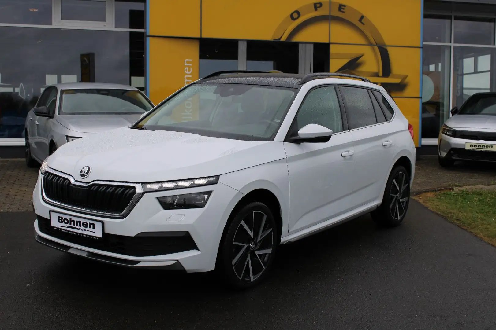 Skoda Kamiq Style,LED,Kamera,Pamorama,AHK,Kessy Weiß - 1