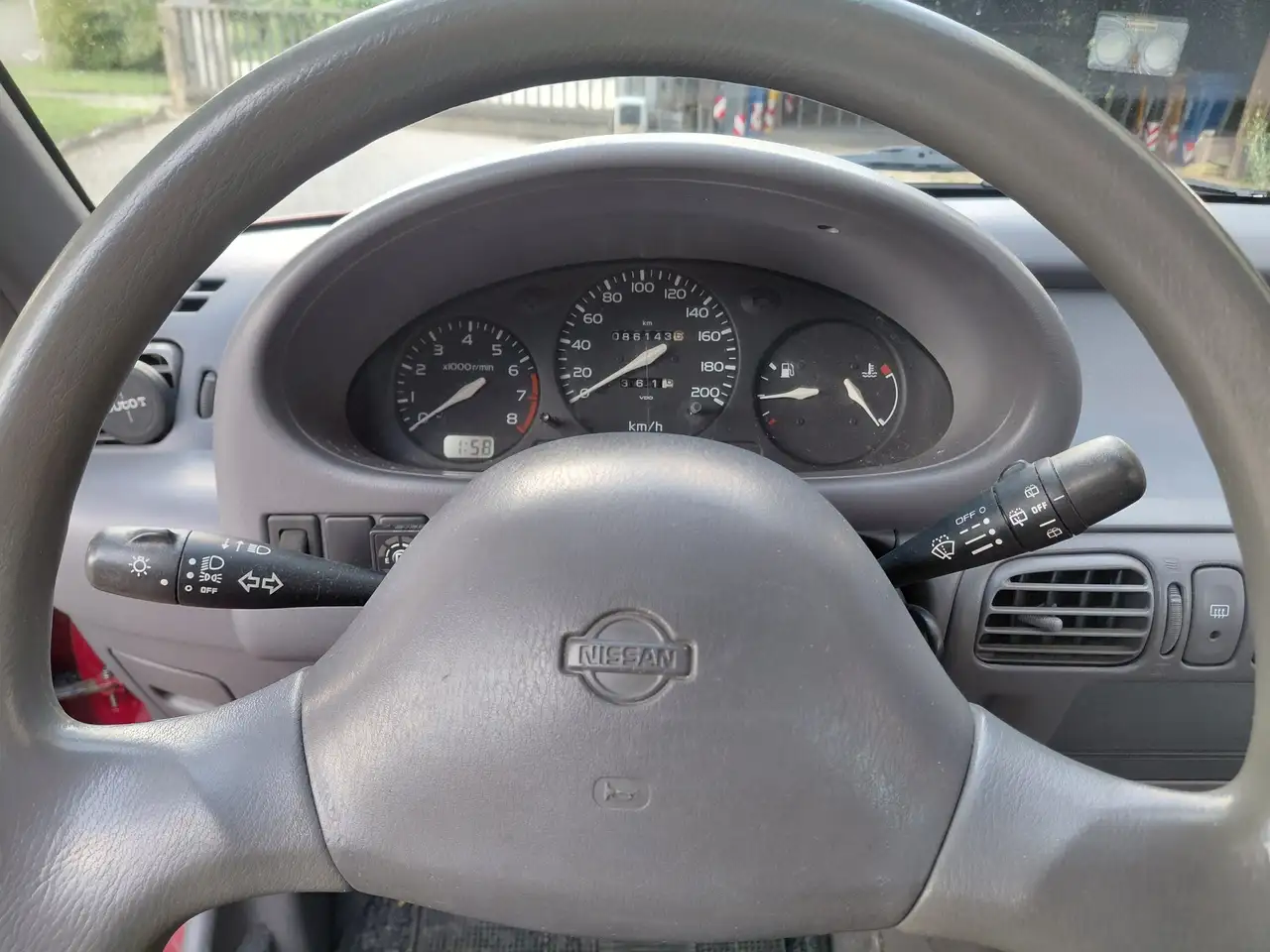 Nissan Micra 5p 1.0 16v SLX, foto 8