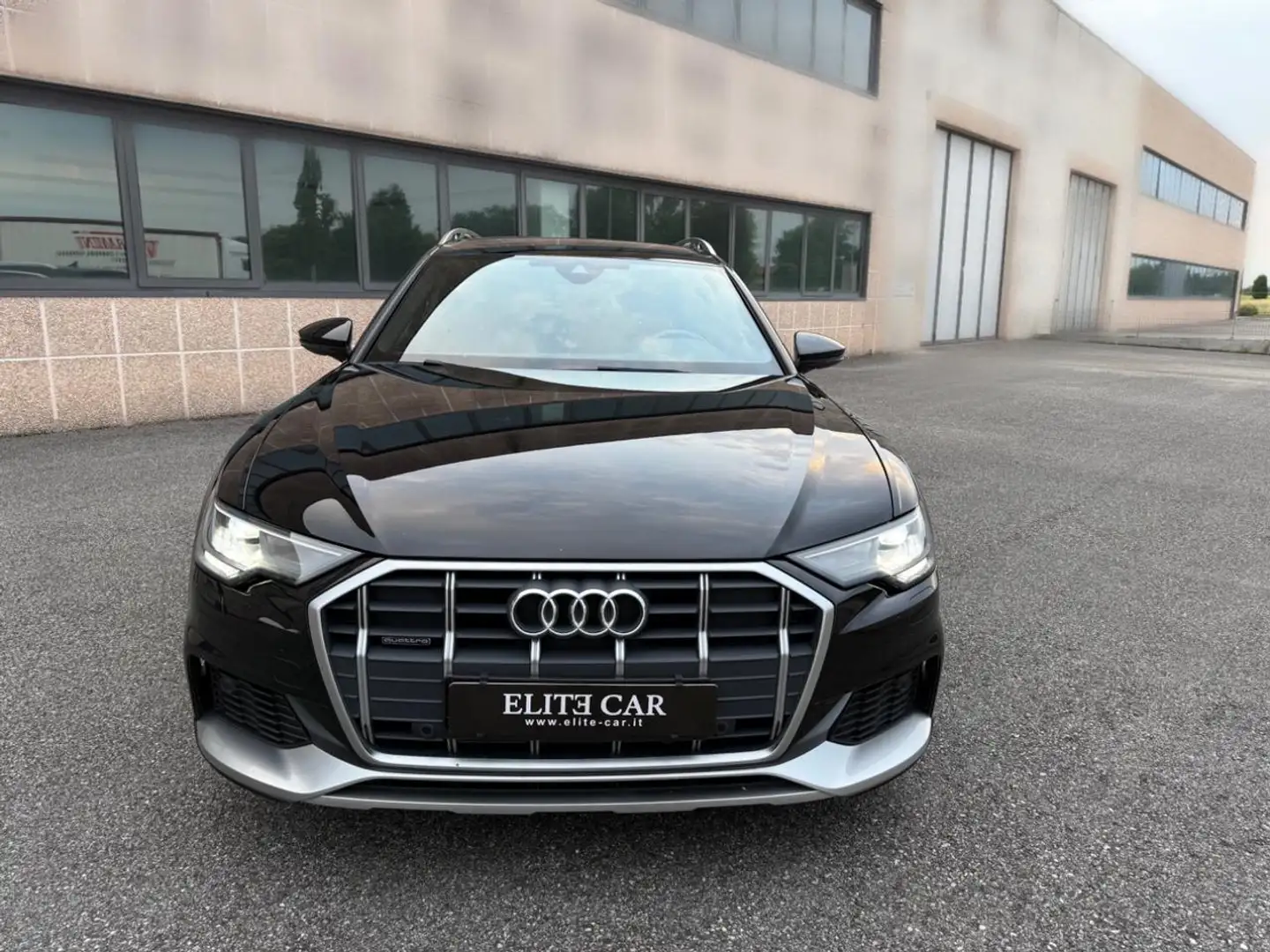 Audi A6 allroad 40 TDI 2.0 quattro S tronic Nero - 2