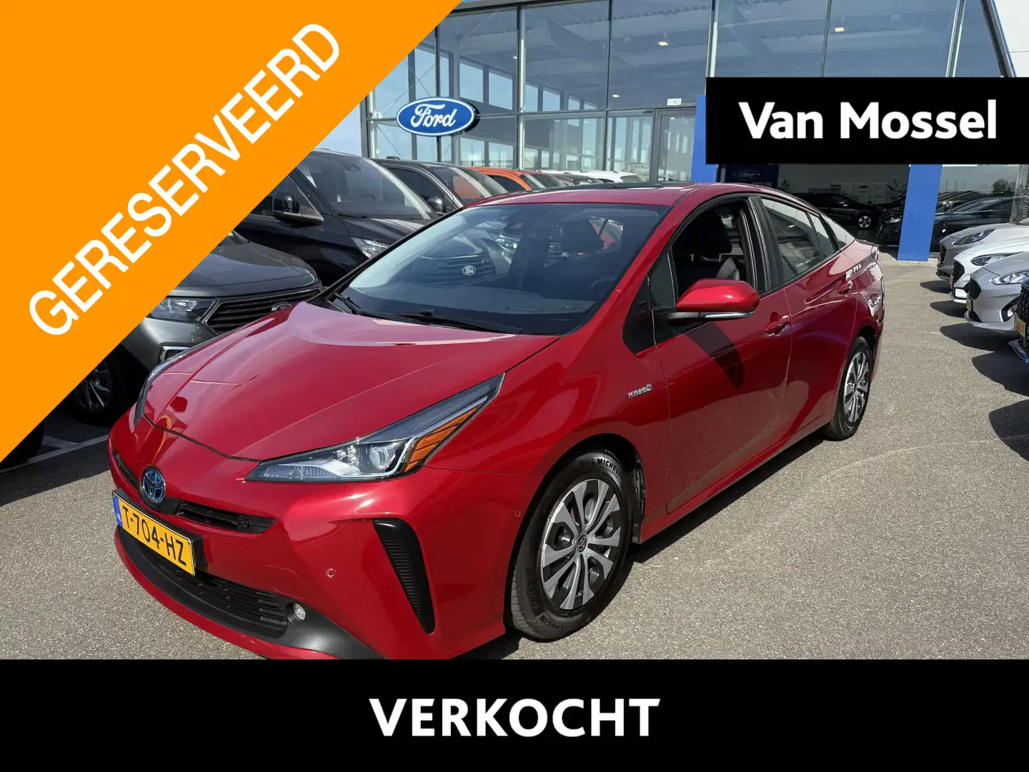 Toyota Prius 1.8 Executive Automaat | Trekhaak | Winterset | Pa Rouge - 1