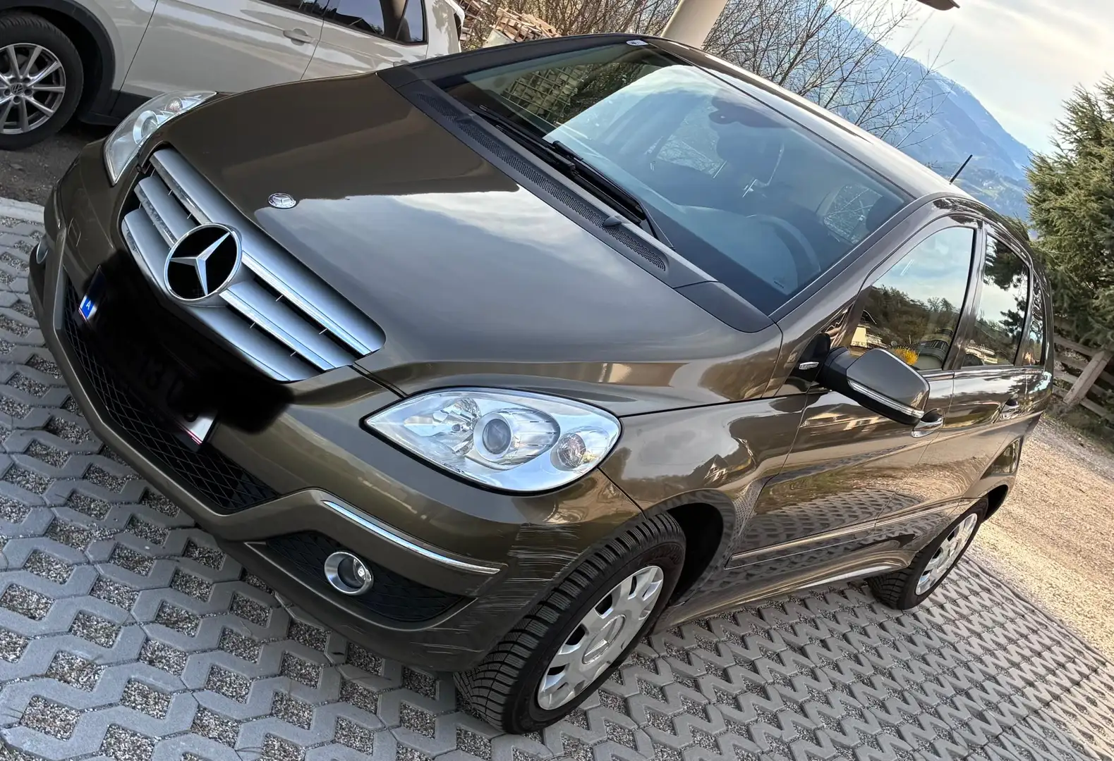 Mercedes-Benz B 150 B 150 BlueEfficiency Braun - 2