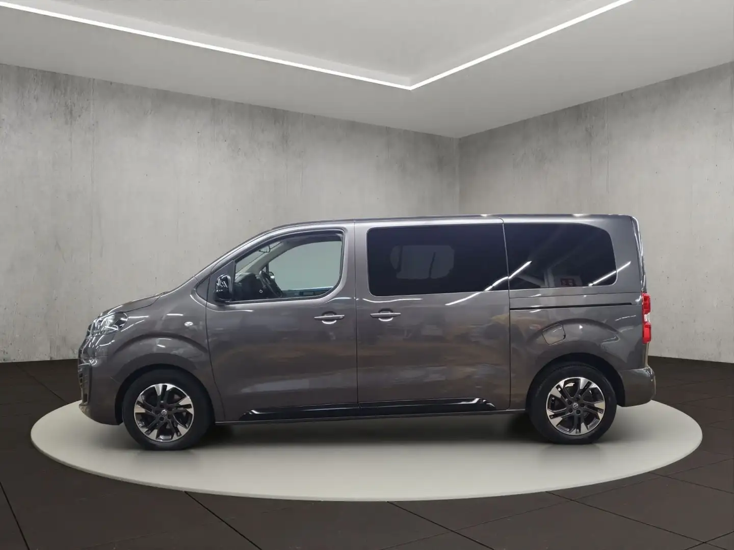 Opel Zafira Life Tourer M 2.0 D 130 kW 177 PS AT-8 Grau - 2