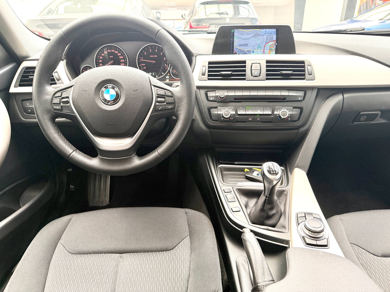 BMW 316 i Berline " 62.000 Km" Carnet Euro 6b  "GPS - CLIM - TOE- JA" — photo 7