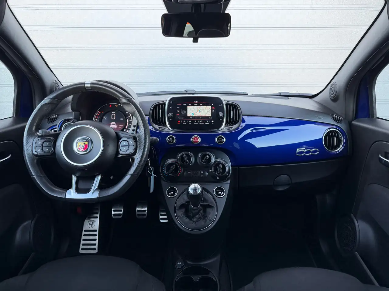 Abarth 595 2021 — фото 14