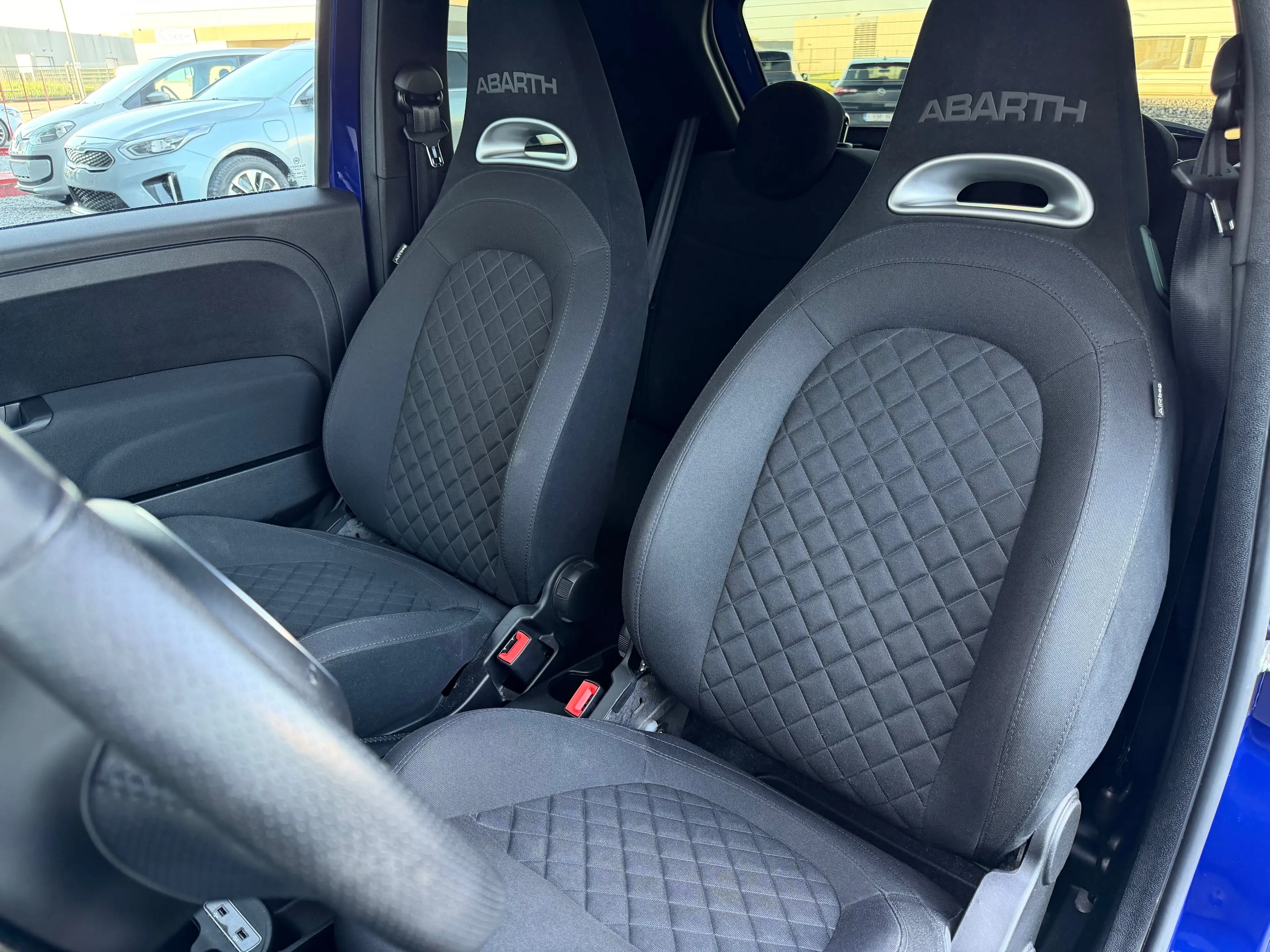 Abarth 595 595 1.4 T-Jet — photo 12