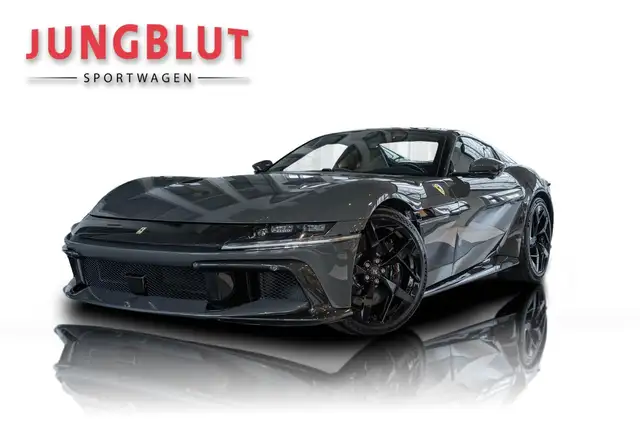 Ferrari 12 Cilindri Spider + CARBON + NEW
