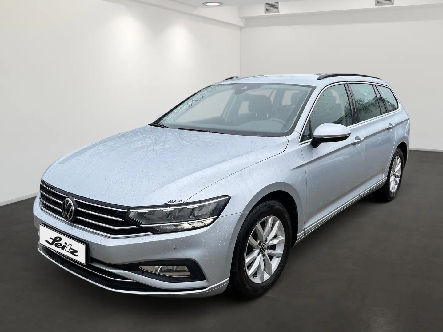 Volkswagen Passat Variant 2.0 TDI DSG AHK. LED. Einparkhilfe. Rückfahrkamera Argent - 2