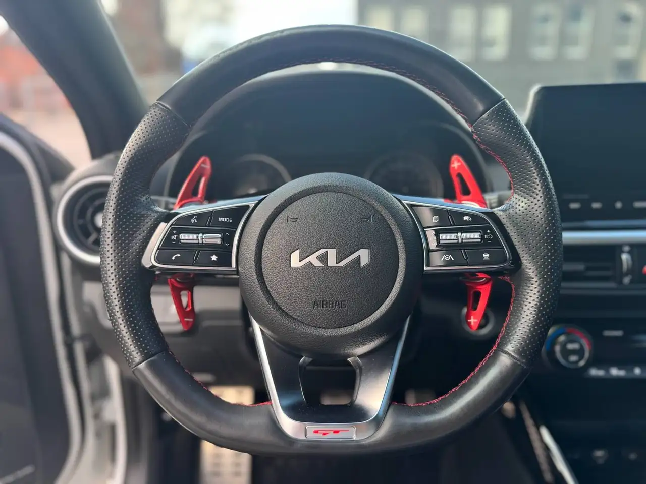 Kia Forte снимка Kia Forte