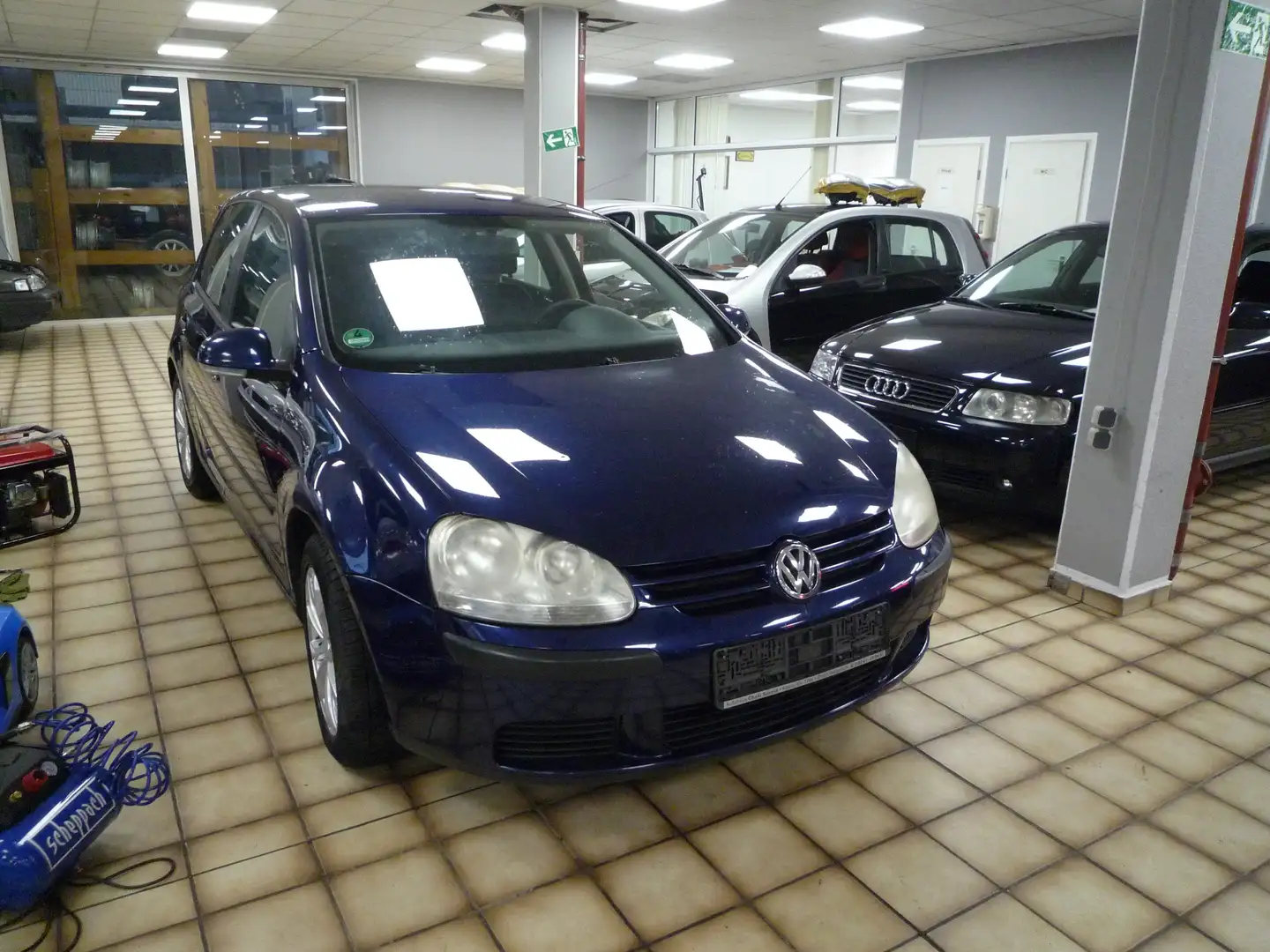 Volkswagen Golf Trendline Blauw - 2