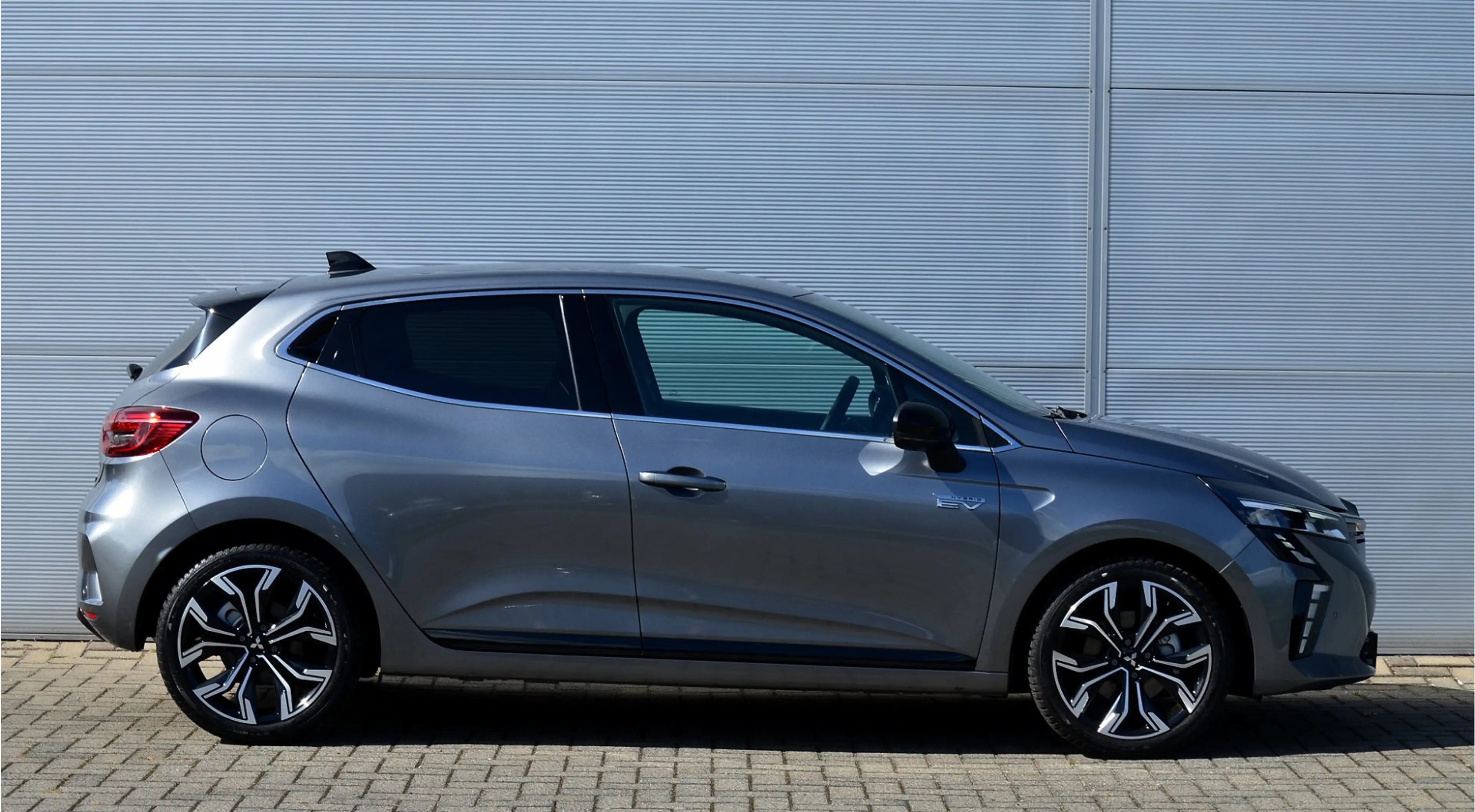 Mitsubishi Colt HEV 1.6 A/T FIRST EDITION | FULL HYBRID | ADAPTIEF — photo 12