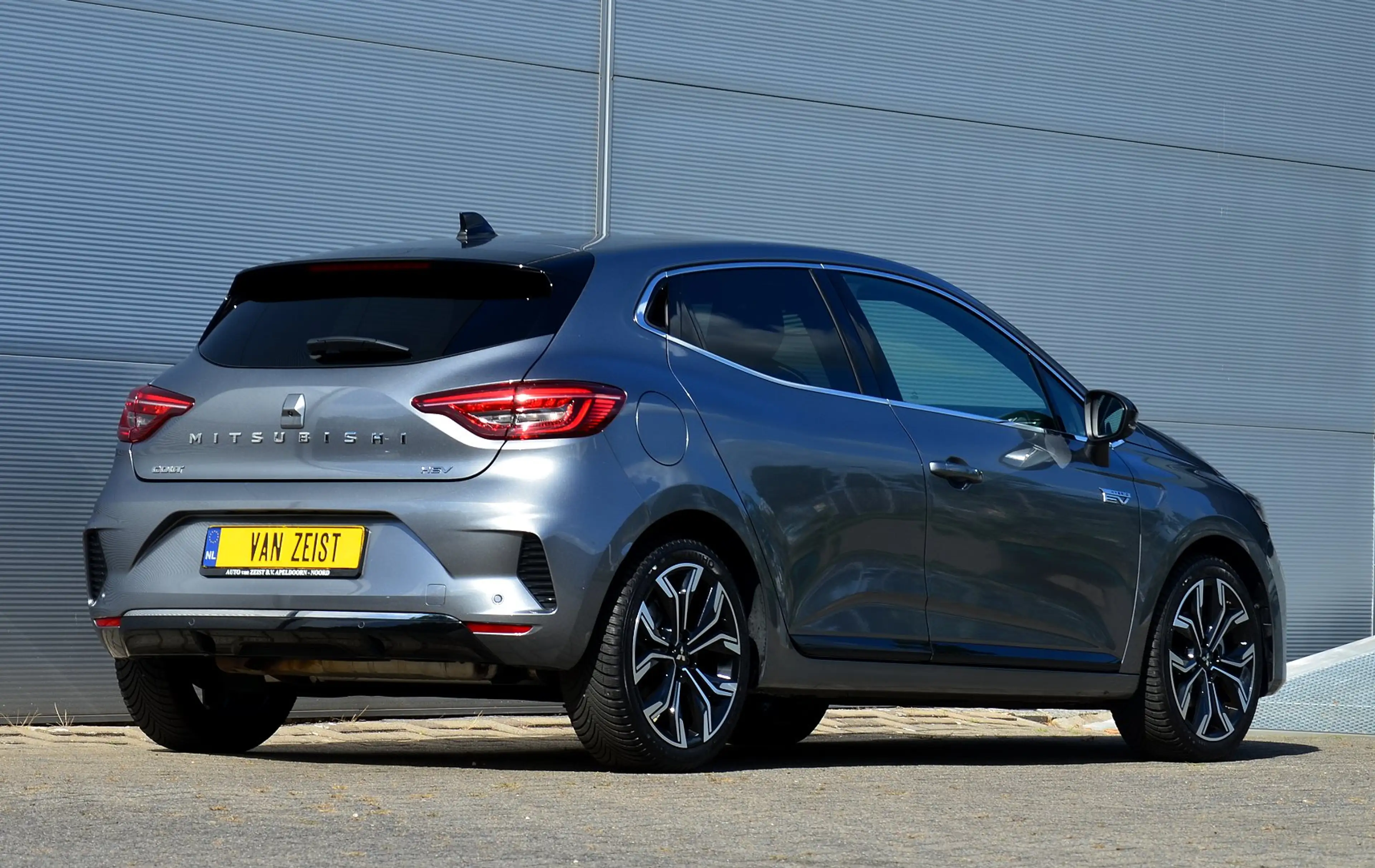 Mitsubishi Colt HEV 1.6 A/T FIRST EDITION | FULL HYBRID | ADAPTIEF — photo 11