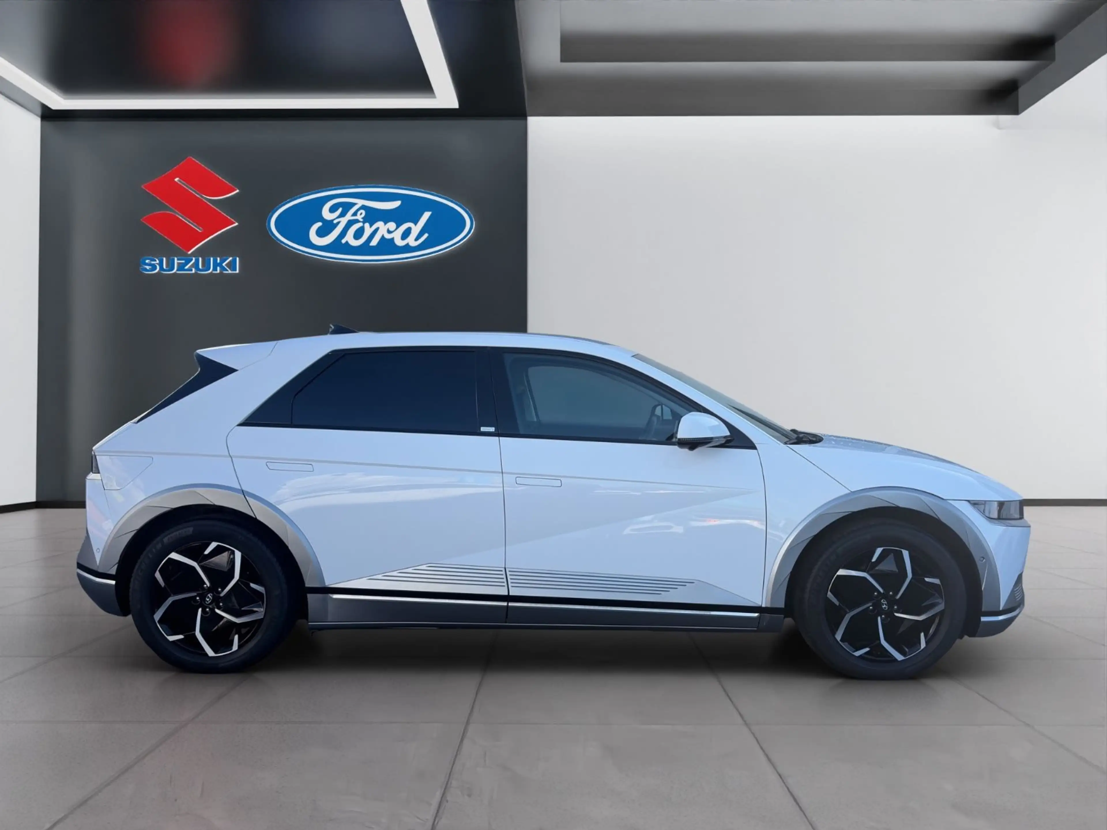 Hyundai IONIQ 5 Uniq 4WD*RelaxP*AHK*Memory*Leder*72,6kwh — photo 6