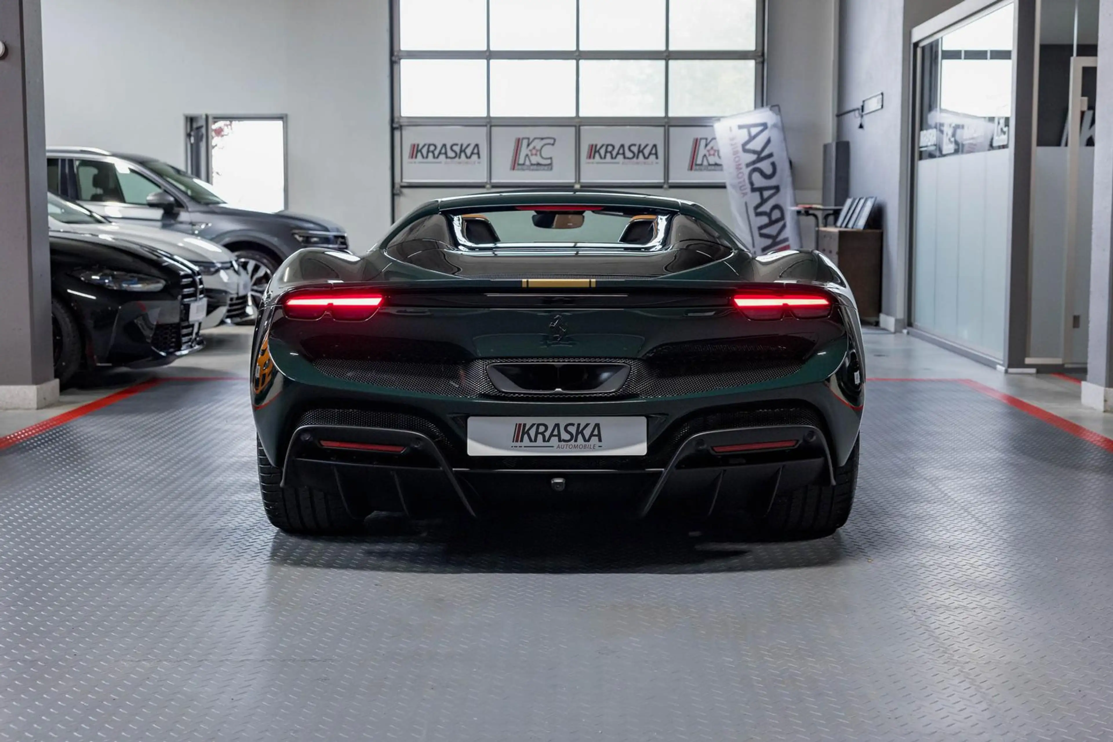 Ferrari 296 Verde Britith Racing AFS JBL LIFT CARBON — photo 13