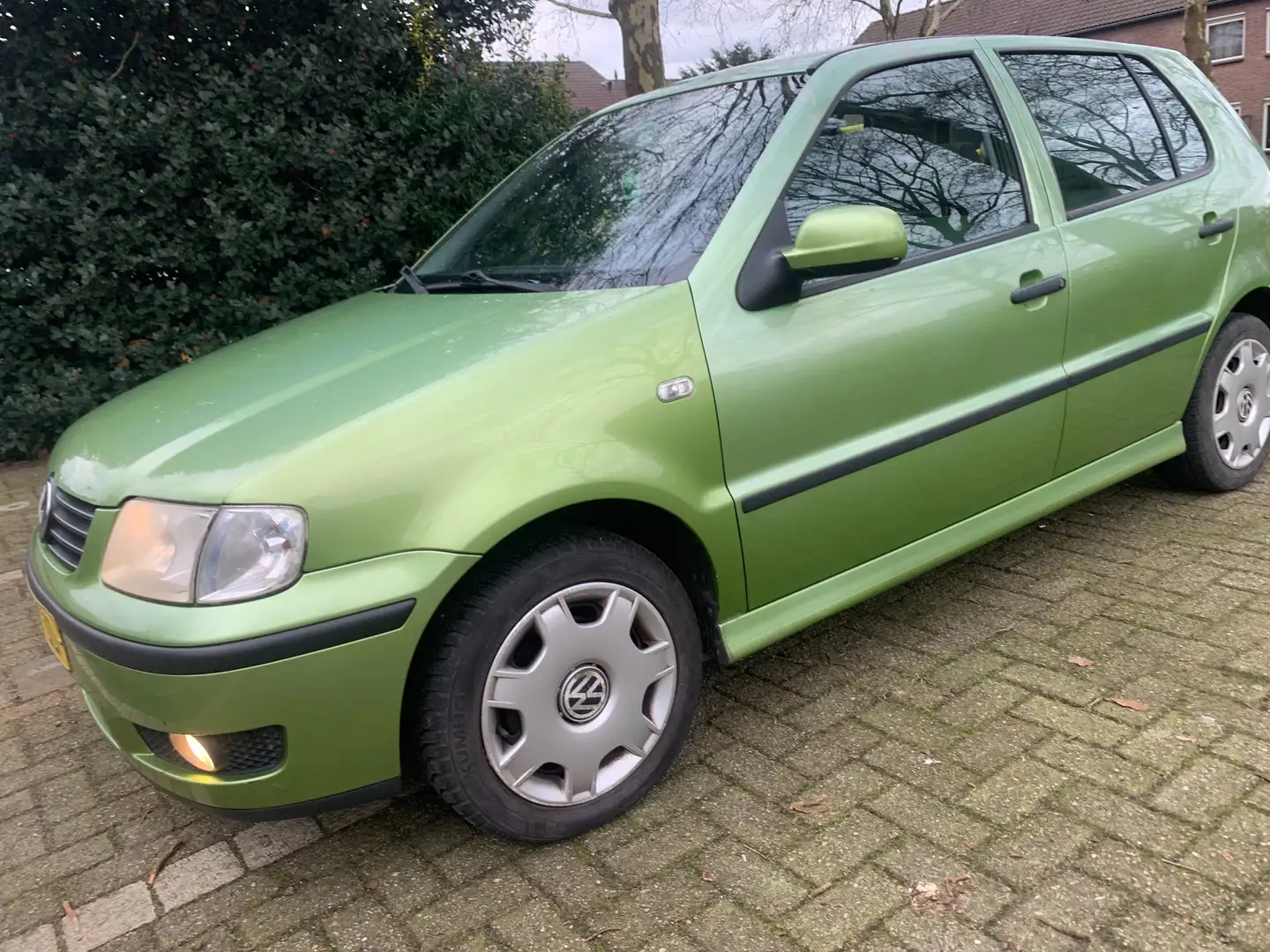 Volkswagen Polo Polo 1.4-16V Trendline Vert - 2