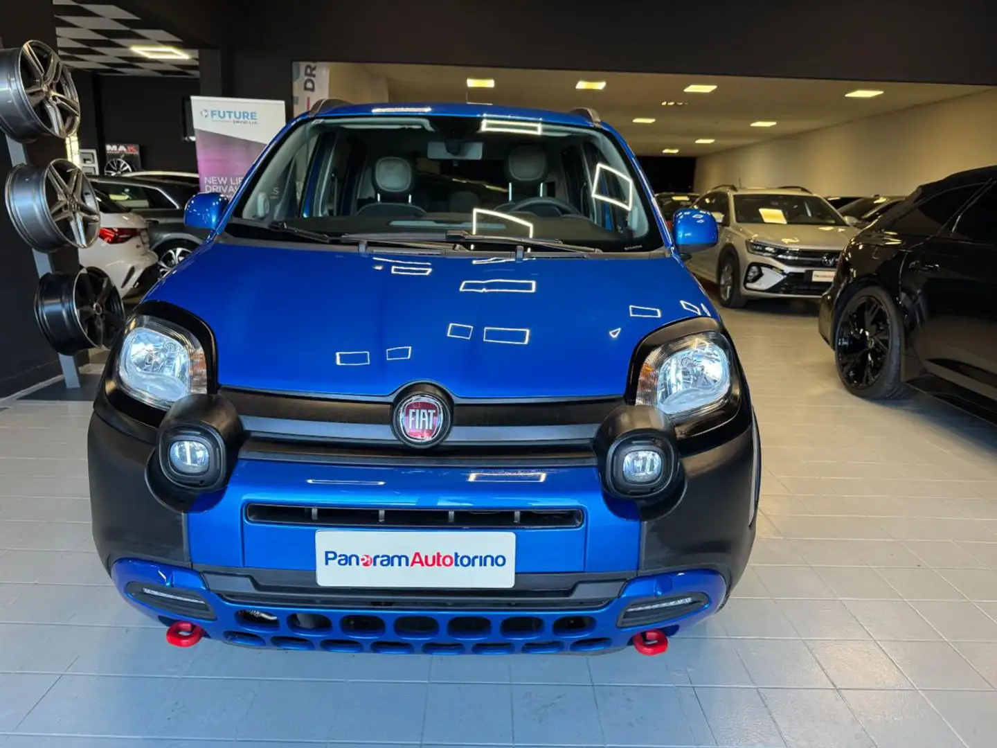 Fiat Panda 1.0 FireFly S&S Hybrid City Cross Bleu - 2