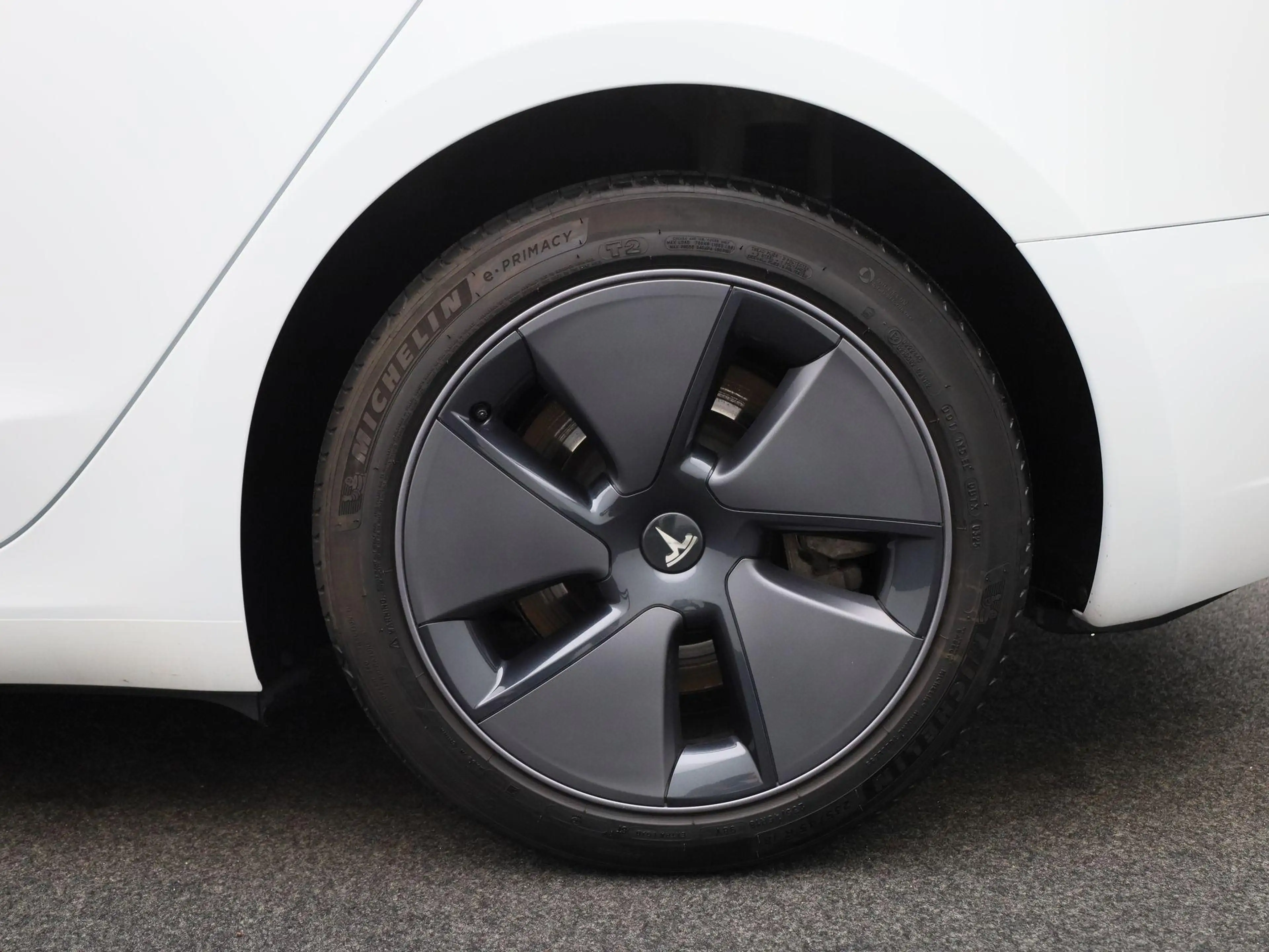 Tesla Model 3 Hinterradantrieb RWD Long Range LONG RANGE | PANO — photo 11