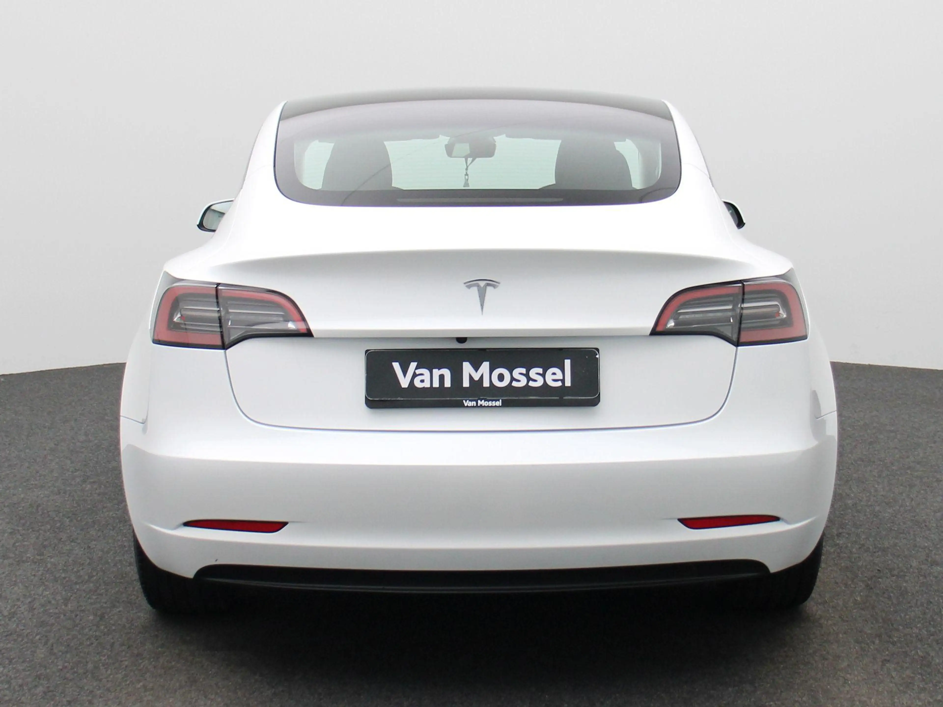 Tesla Model 3 Hinterradantrieb RWD Long Range LONG RANGE | PANO — photo 5