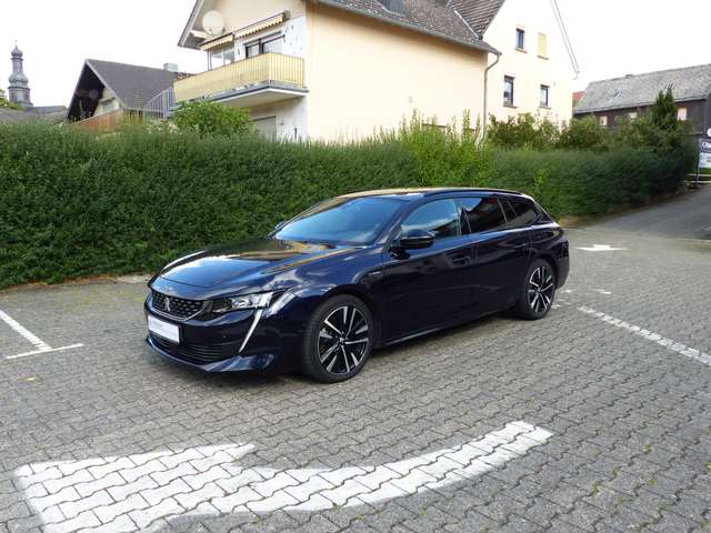 Imagine Peugeot 508 508 SW Plug-In Hybrid SW Hybrid 225 e-EAT8 GT