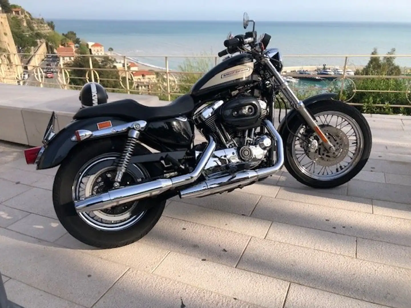 Harley-Davidson Sportster 1200 R Nero - 1