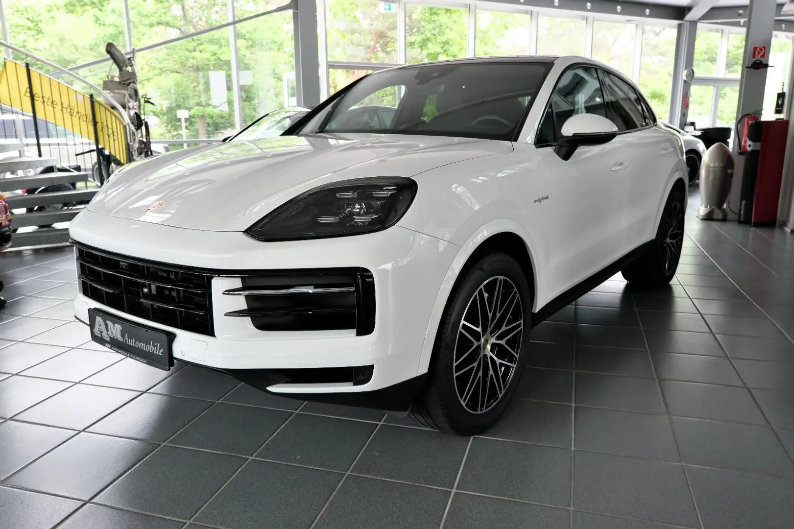 Porsche Cayenne Coupe E-Hybrid InnoDrive Luftfederung DE Blanc - 1